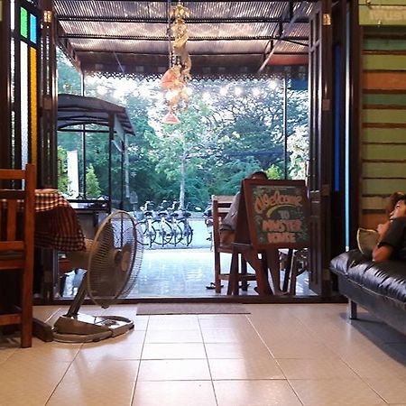 Muster Guesthouse Phra Nakhon Si Ayutthaya Exterior foto